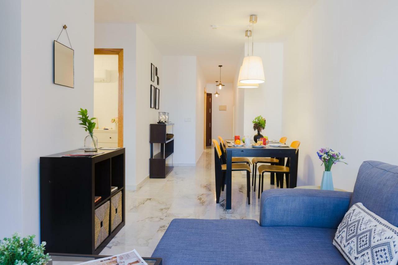 Hola Malaga Atarazanas Apartment Exterior photo